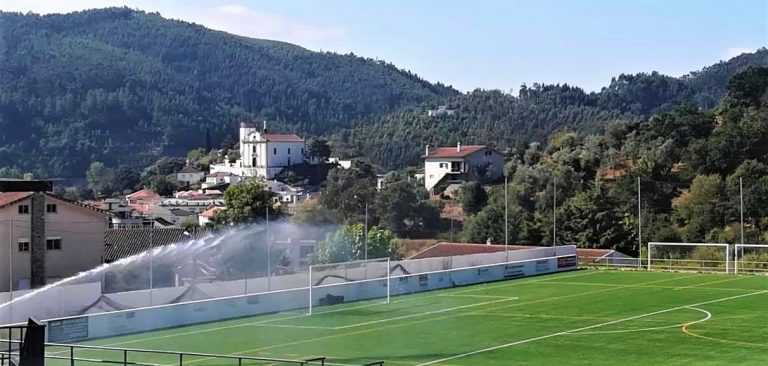 Jornal Campeão: Pais reclamam por condições em campo de futebol de Miranda do Corvo