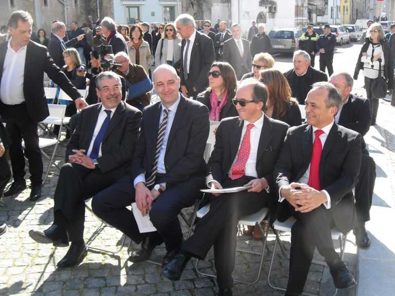 Jornal Campeão: Governo pede desculpa pelos atrasos do Metro desde 1996