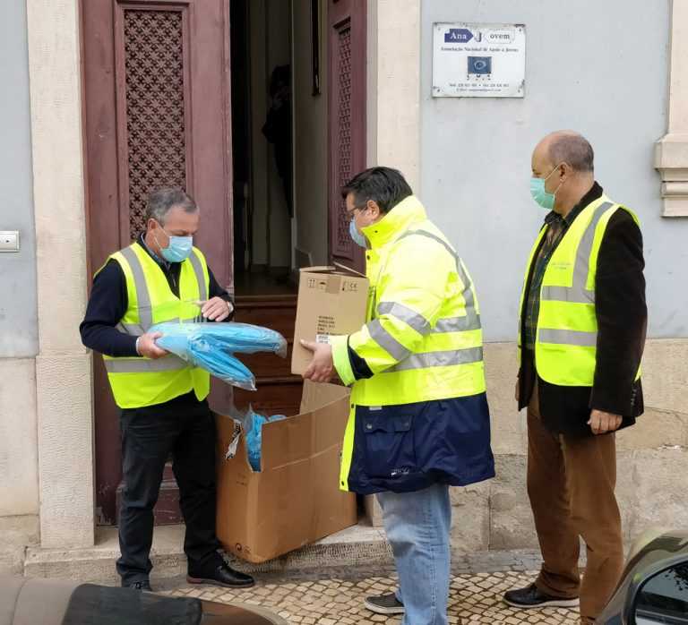 Jornal Campeão: UF de Coimbra distribui equipamentos de protecção individual a IPSS’s