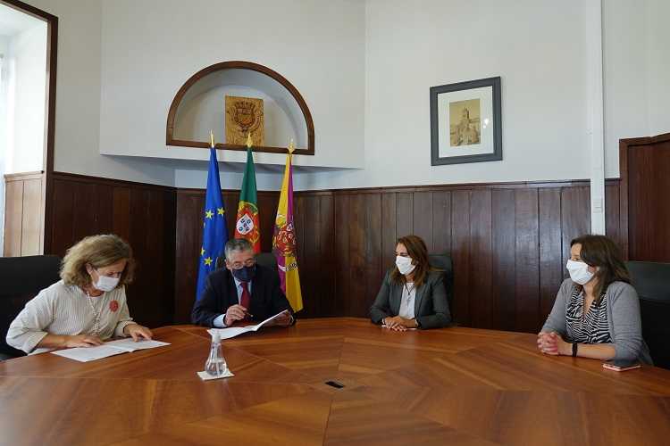 Jornal Campeão: Câmara reforça apoio à promoção da Baixa de Coimbra com 60 000 euros