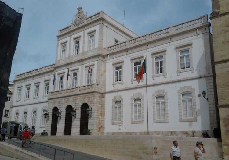 Jornal Campeão: PS de Coimbra realça “pronta denúncia” da Câmara face a suspeitas sobre vereador