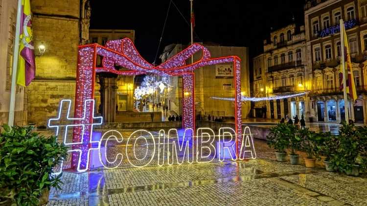 Jornal Campeão: O Natal chega hoje a Coimbra com a iluminação das ruas