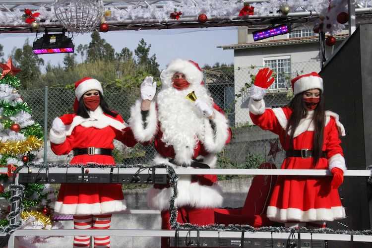 Jornal Campeão: Escolas do 1.º ciclo e pré-escolar de Anadia recebem o Pai Natal