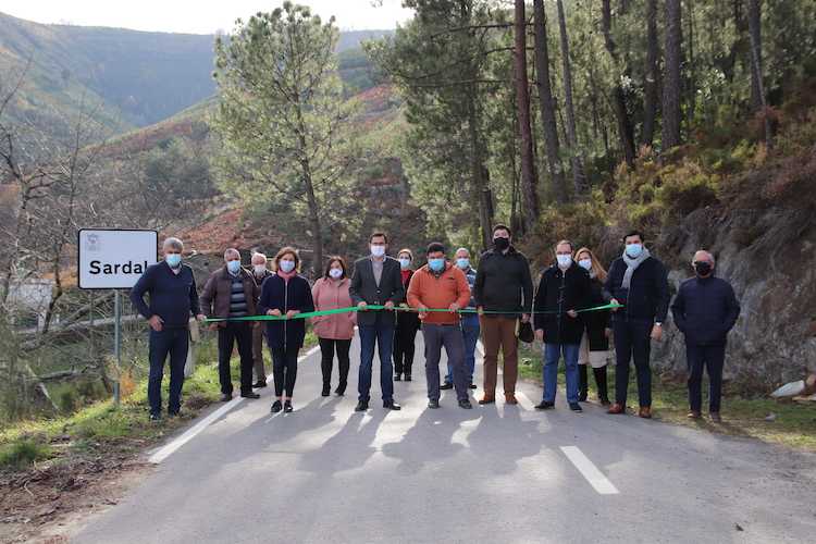 Jornal Campeão: Executivo de Arganil percorre freguesia da Benfeita em nova jornada de trabalho