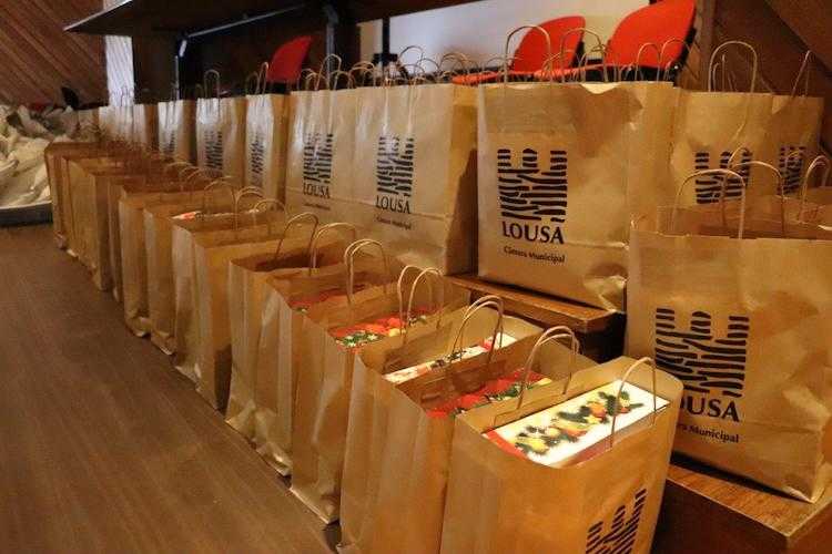 Jornal Campeão: Lousã entrega cabazes de Natal a famílias carenciadas do concelho