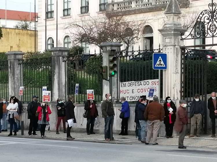 Jornal Campeão: PCP de Coimbra exige reversão do processo de fusão dos hospitais da cidade