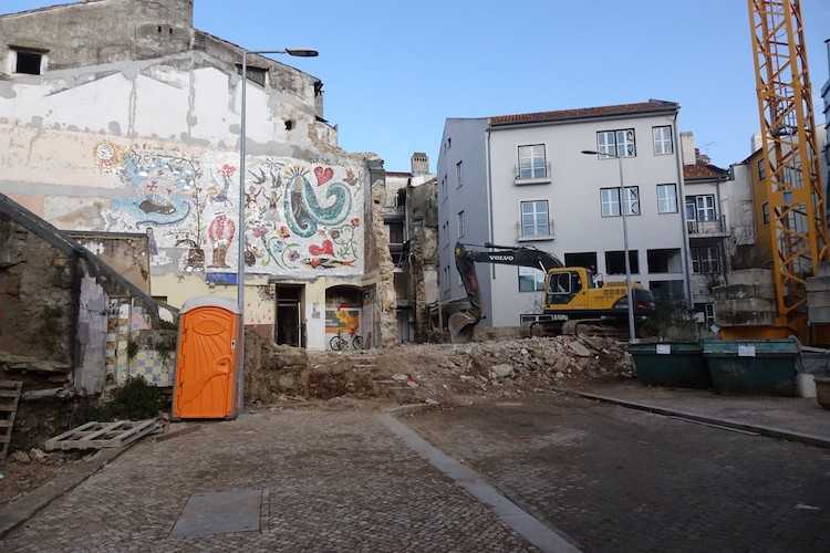 Jornal Campeão: Metrobus com obras em curso