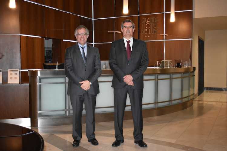 Jornal Campeão: Órgãos sociais do Grande Hotel do Luso tomam posse