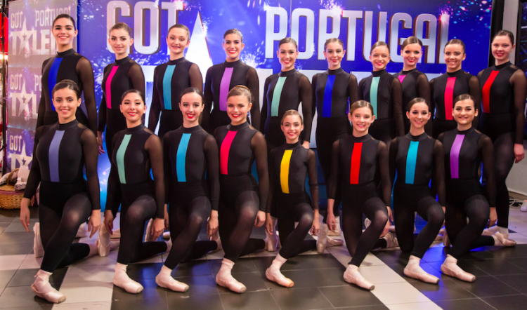 Jornal Campeão: Tuna da UC proporciona espectáculo “Uma Noite na Broadway”