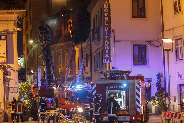 Jornal Campeão: Mulher condenada a mais de sete anos de prisão por atear fogo em pensão de Coimbra