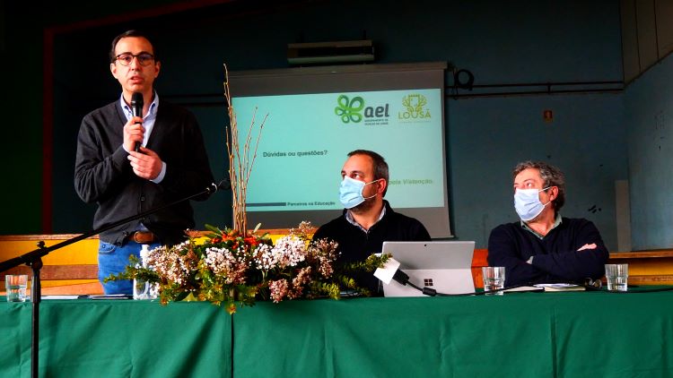 Jornal Campeão: Edil da CM da Lousã conversa com trabalhadores não docentes das escolas do município