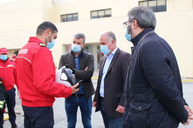 Jornal Campeão: Câmara da Mealhada apoia bombeiros com 26 mil euros