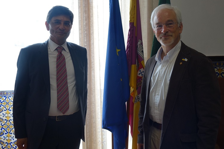 Jornal Campeão: Embaixador do Paquistão está de visita a Coimbra