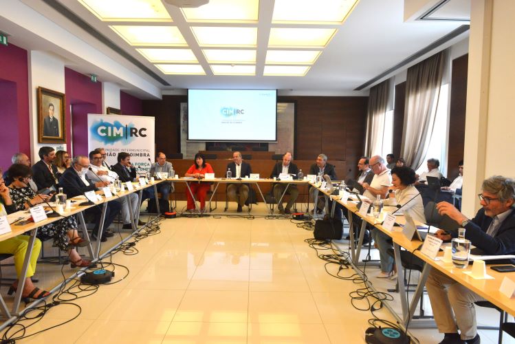 Jornal Campeão: Municípios da Região de Coimbra ameaçam não pagar o tratamento de resíduos