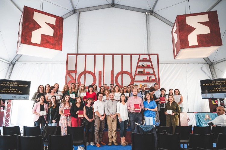 Jornal Campeão: Miranda do Corvo recebeu o prémio Intervenção Social Sénior