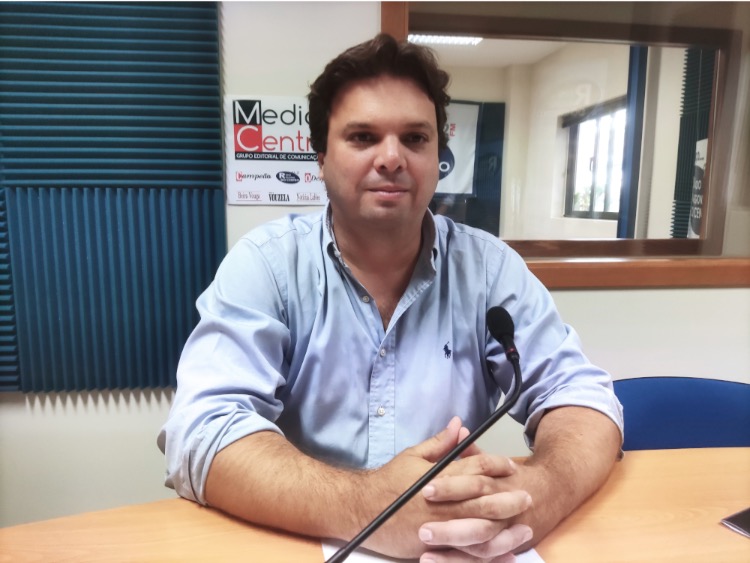 Jornal Campeão: Paulo Leitão acusa Oposição pelo marasmo de Coimbra