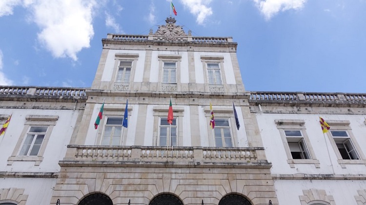 Jornal Campeão: Câmara de Coimbra apresentou ao Governo proposta de criação de escola artística