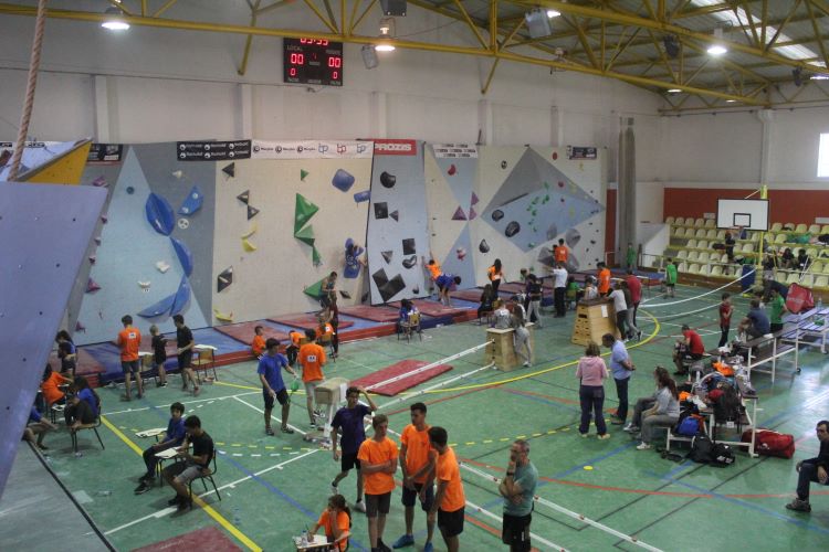 Jornal Campeão: Pavilhão Municipal de Soure recebe prova de escalada