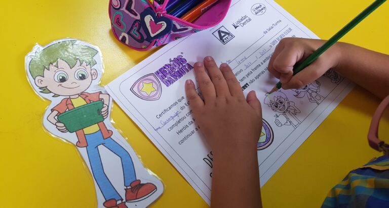 Jornal Campeão: Projecto “Heróis da Fruta” arranca hoje em 1.430 estabelecimentos de ensino