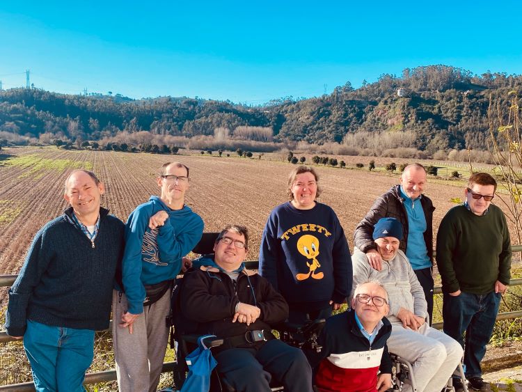 Jornal Campeão: Associação de Paralisia Cerebral de Coimbra com obras de artistas em Sever do Vouga