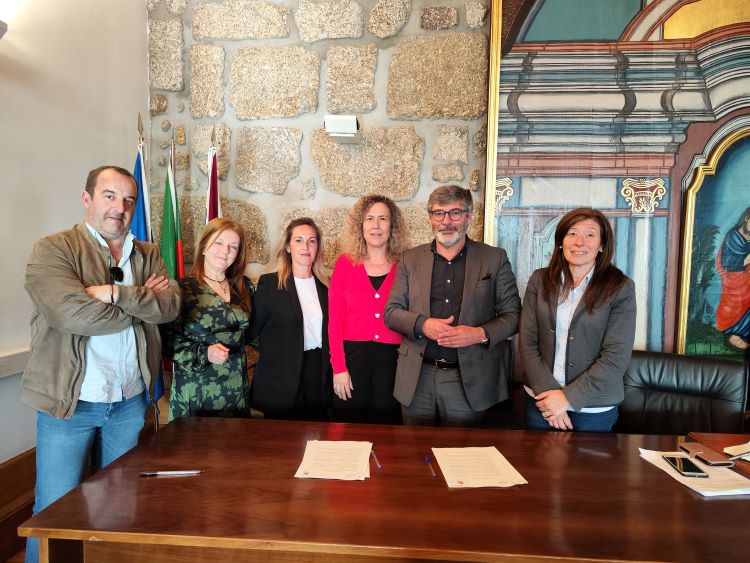 Jornal Campeão: Oliveira do Hospital assume competências na acção social