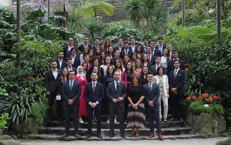 Jornal Campeão: Alunos da Universidade de Coimbra premiados com bolsas de estudo da Huawei