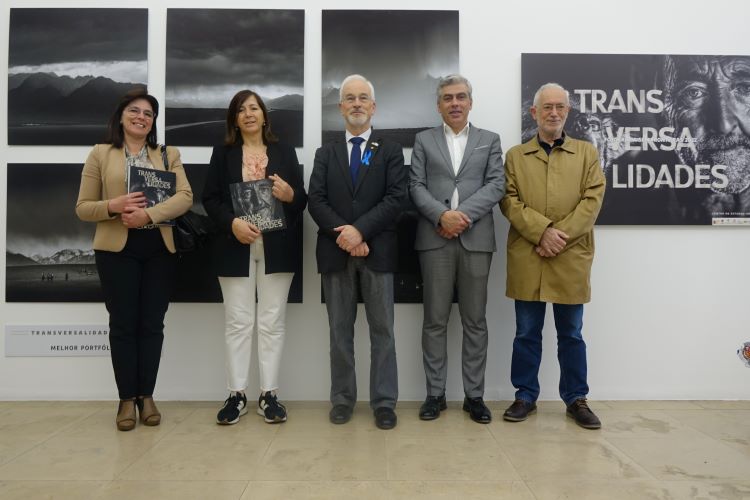 Jornal Campeão: Exposição “Transversalidades – Fotografia sem Fronteiras” patente até 20 de Maio