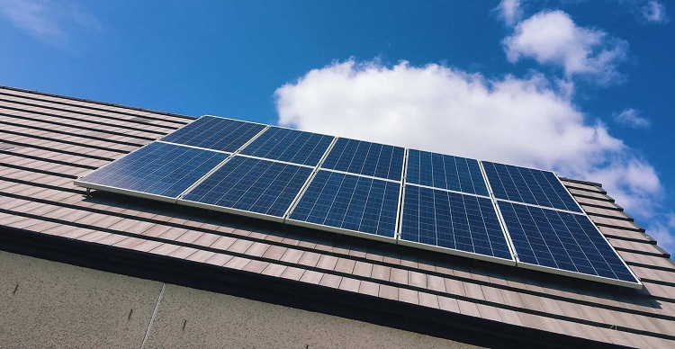 Jornal Campeão: Câmara de Coimbra cria Directiva para clarificar instalação de painéis solares