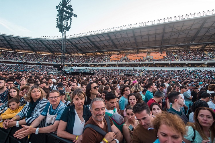 Jornal Campeão: Concertos dos Coldplay em Coimbra geraram retorno económico de 36 milhões de euros