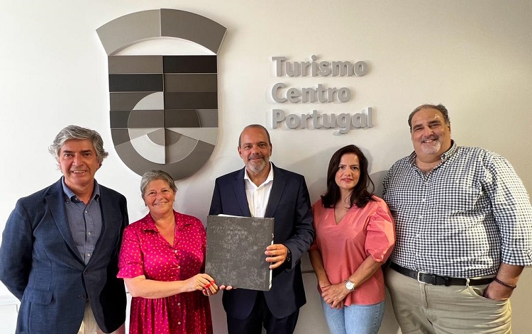 Jornal Campeão: Raul Almeida entregou lista candidata à liderança da Turismo Centro de Portugal