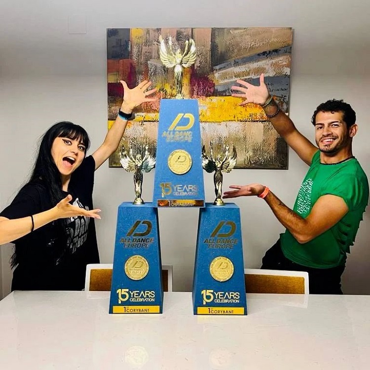 Jornal Campeão: Escola de Dança de Coimbra triunfa em prova europeia