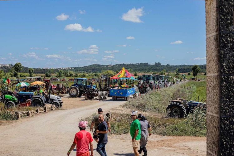 Jornal Campeão: Maiorca realiza 2.º Encontro de Tractores com elevada afluência