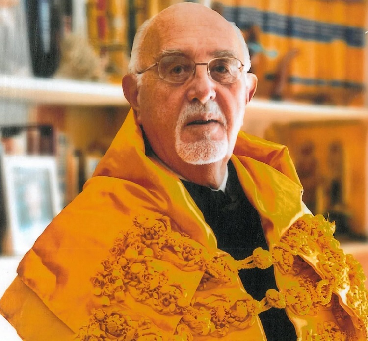 Jornal Campeão: Faleceu o médico e Professor jubilado Poiares Baptista