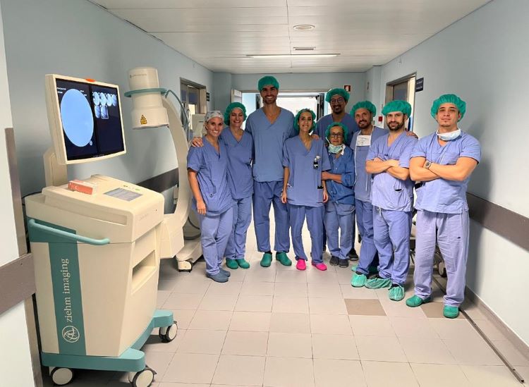 Jornal Campeão: Ortopedia do CHUC realiza primeira cirurgia com a técnica de endoscopia biportal