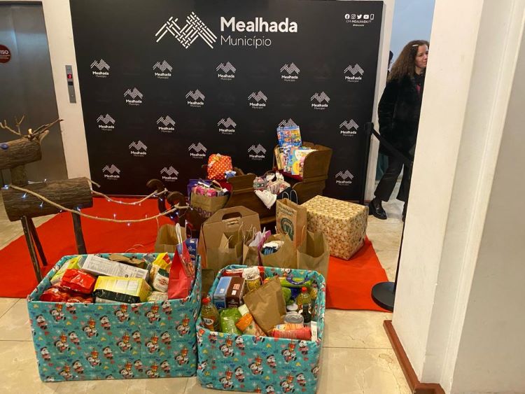 Jornal Campeão: Roda Viva – loja social da Mealhada entrega 53 cabazes de Natal