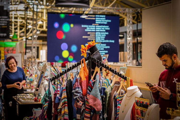 Jornal Campeão: Pai Natal chega ao Mercado Municipal D. Pedro V na sexta-feira