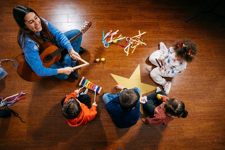 Jornal Campeão: Nesta escola de Coimbra, a música ensina-se de forma livre e flexível Jornal Campeão: Nesta escola de Coimbra, a música ensina-se de forma livre e flexível