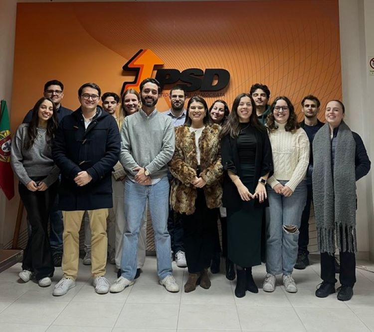 Jornal Campeão: Rodrigo Marques assume presidência da JSD Oliveira do Hospital