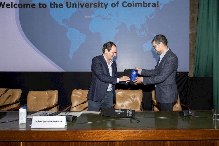 Jornal Campeão: Universidade de Coimbra dá as boas-vindas a estudantes Erasmus