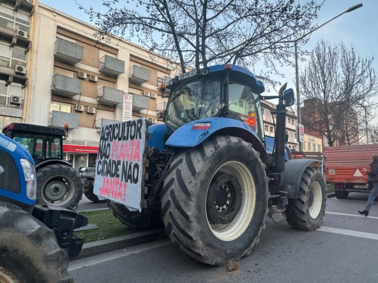 Jornal Campeão: Agricultores deixam Coimbra após promessa da ministra em vir ao Baixo Mondego