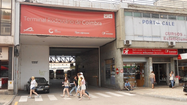 Jornal Campeão: AMT diz que Transdev viola regime de acesso ao terminal rodoviário de Coimbra