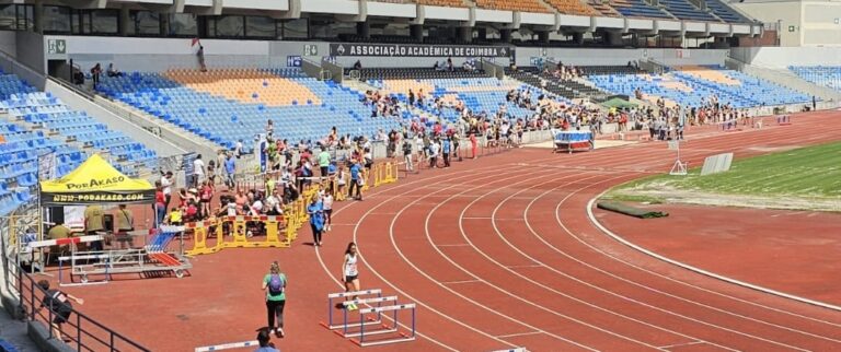 Jornal Campeão: CluVe juntou cerca de 400 atletas na pista de Coimbra