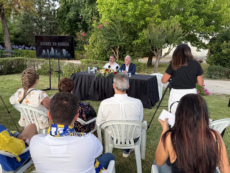 Jornal Campeão: Dez escolas do país no Festival de Samba da Mealhada