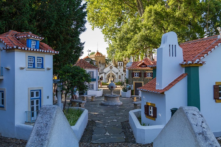 Jornal Campeão: Portugal dos Pequenitos lança concurso para arquitectura contemporânea em escala reduzida