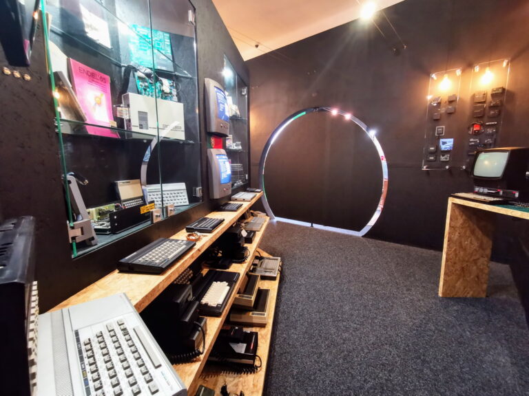 Jornal Campeão: Museu LOAD ZX recebe reconhecimento oficial da família Sinclair e do Grupo TIMEX