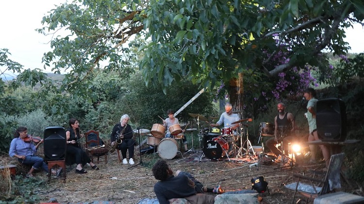 Jornal Campeão: Quando o interior atrai artistas a Lugar do Meio em Alfafar (Penela)