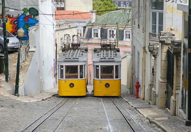 Jornal Campeão: Tragédia Elevador da Glória: Governo promete celeridade nas investigações e apoio às vítimas