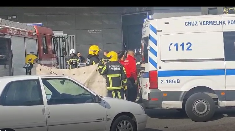 Jornal Campeão: Dois mortos em colisão entre moto e carro na Estrada de Eiras em Coimbra