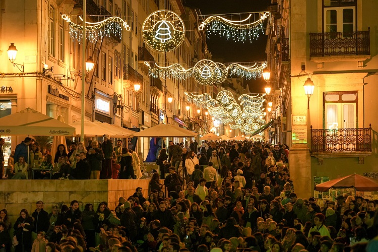 Jornal Campeão: Magia do Natal ilumina Coimbra até ao Dia de Reis