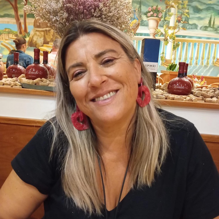 Jornal Campeão: Junta da UF de S. Martinho e Ribeira: presidente reconhece impasse